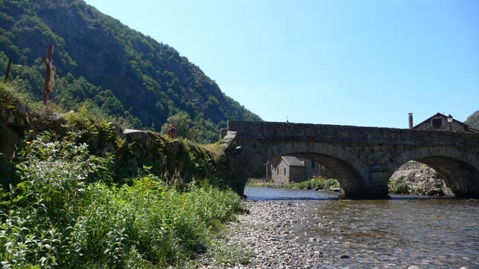 Cruzamos el río Oriège 