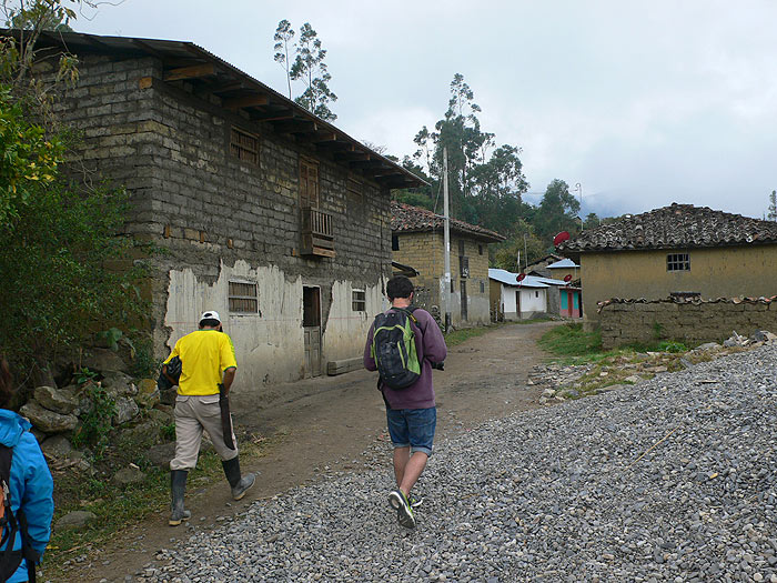 Saliendo del pueblo de San Pablo 