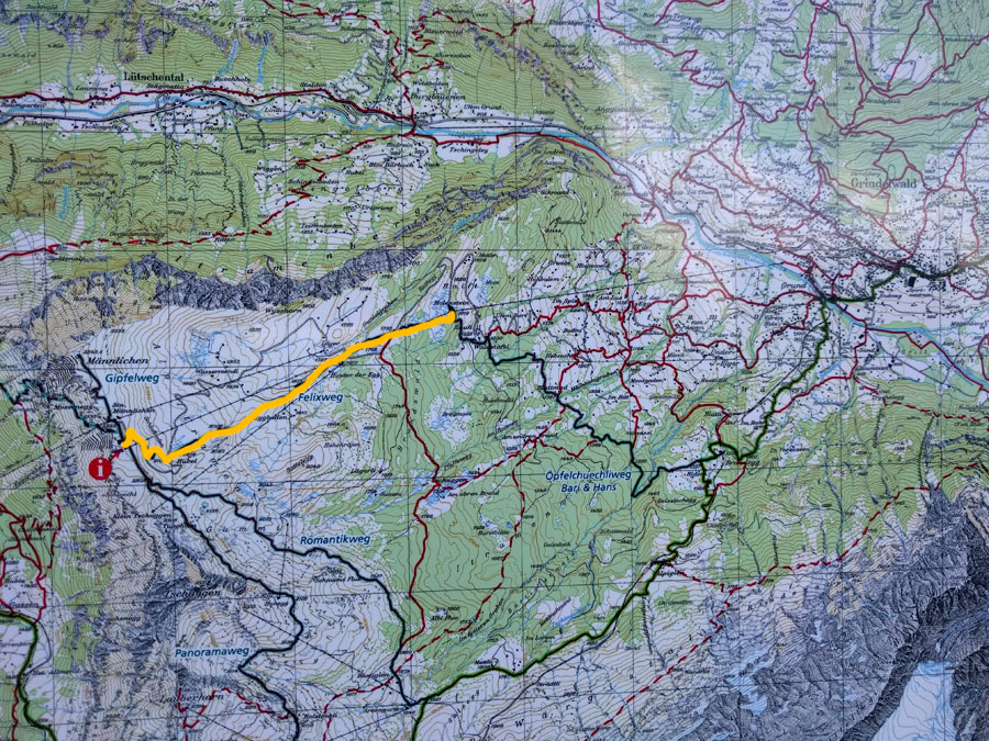Map of the hike -in orange- from the “i” information sign. The Lieselotte trail is half the way down to the Grindelwald 