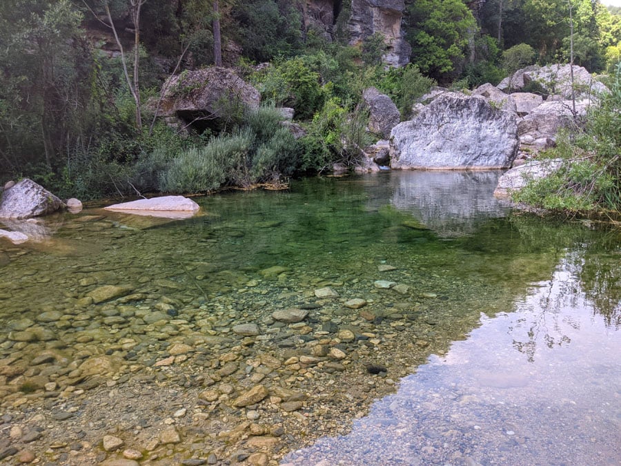 Primera poza vista desde el camino 