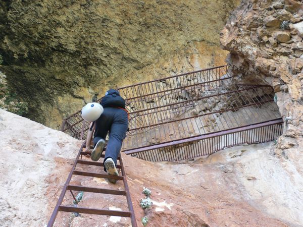 Escaleras que nos permiten acceder a las pinturas 