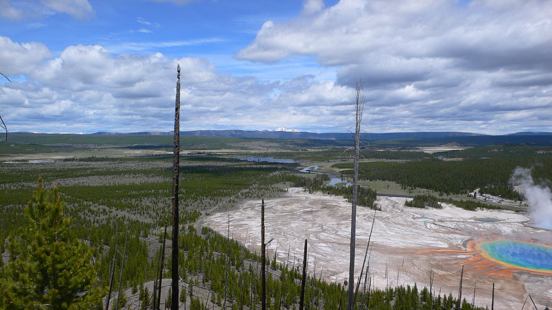 El paisaje que rodea el Grand Prismatic 