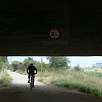 Ojo con la cabeza al cruzar la C-31 / Bike route De Barcelona a la playa del Prat 