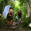 Iniciamos la subida por las escaleras / Hiking route Artiga de Lin y Uelhs deth Joeu 