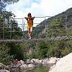 Puente colgante que cruza el Figarella / Hiking route Bosque de Bonifatu 