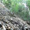 El descenso por la senda de los cazadores es delicado conviene extremar precauciones / Hiking route Cola de Caballo y Faja Pelay 