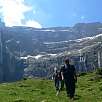 Otra vista de las altas paredes del circo / Hiking route Grande Cascade | Gavarnie 