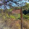 Indicador -por aquí regresaremos- seguimos por la pista ancha / Hiking route Graus de la Vilella Alta 