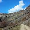Vista al pueblo de Garni / Hiking route La Sinfonía de las piedras de Garni 