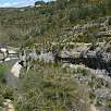 Vista atrás al puente y al camino de aproximación / Hiking route El río Vero hasta el Abrigo Gallinero 