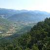Vista a la Pobla de Lillet desde el mirador de Falgars / Hiking route Vuelta al Catllaràs y chalet de Gaudí 