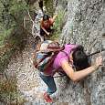 La equipación es buena con cadenas y grapas de ferrata 