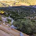 Vistas al río desde el tercer balcón de madera 