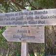 sign for the Camí de Ronda in the approximation 