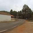Estacionamiento junto al cementerio 