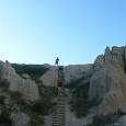 Stairway that takes us to the superior ledge 