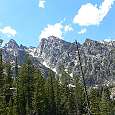 Altas paredes frontales de las Tetons 