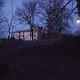 Masía la Fonatna bajo la luz de la Luna 