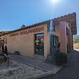 Panadería -Le Barbu des Pyrenées- a 20 metros del estacionamiento -último lugar donde poder comprar agua y algo de comida- 