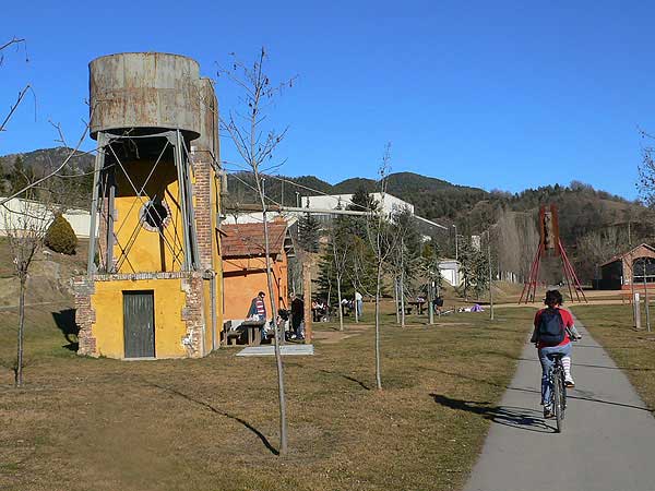 Estación de Sant Joan de les Abadesses / Ruta en Bici Vía Verde del Ferro i del Carbó 