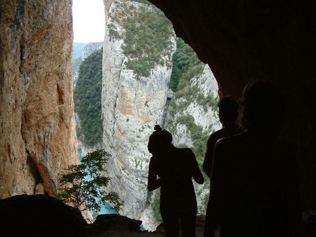 Vista saliendo de la cueva Colomera / Cova Colomera 