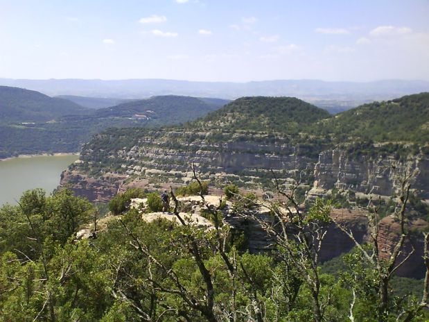Vistas al Pantano de Sau junto a la Riera de Balà desde el Puig de la Força / Tavertet 