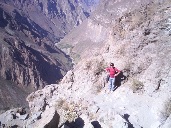 1. Vistas al fondo del Colca / Ruta a pie El cañón del Colca 