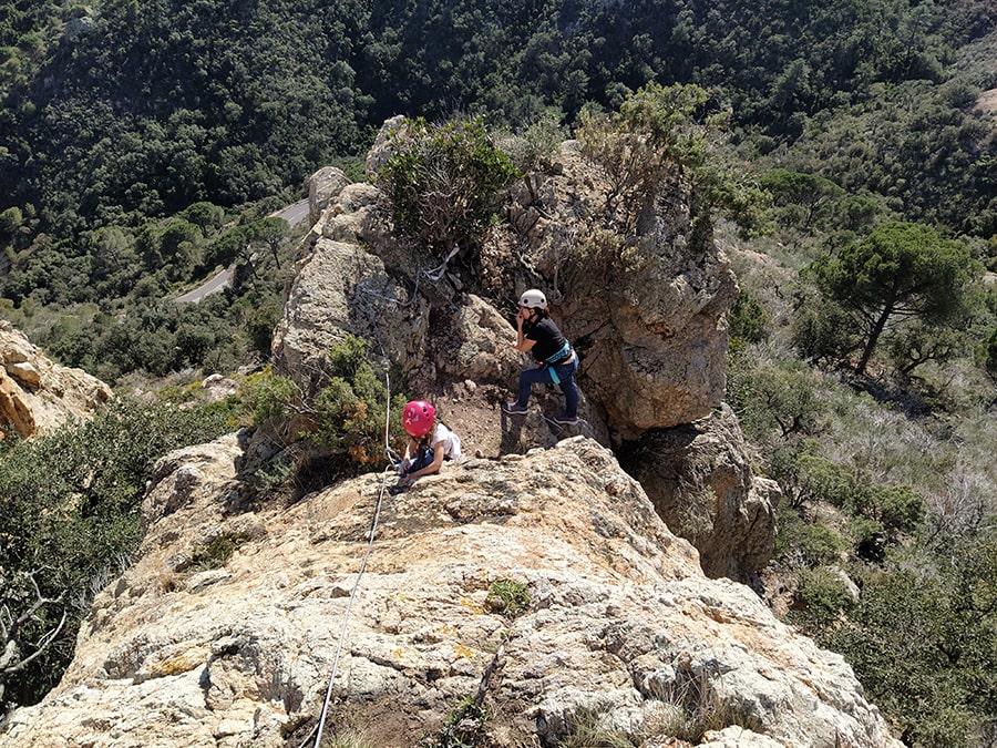 Entrada asegurada a la bajada de la vía ferrata