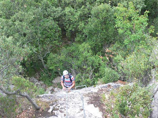 Descendemos para finalizar la vía ferrata 