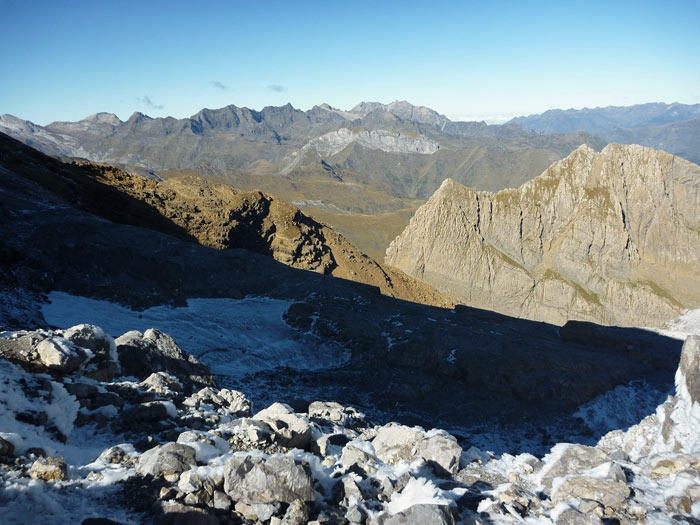 Vertiente francesa de la Brecha y Pico de Sarradets 