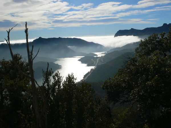 Las vistas desde la aguja en Oliana 