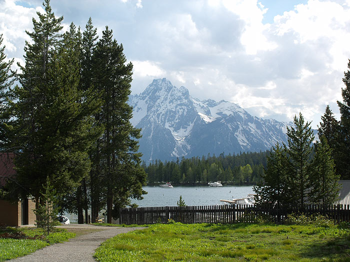 Vistas a las Tetons desde Colter Bay -inicio del camino- 