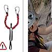 Detalle:Consejos de Petzl para avanzar por una vía ferrata con niños ©Petzl / Blog · Los disipadores 