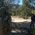 Pasamos junto al menhir de Can Llaurador 