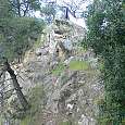 Monumento y paso equipado 