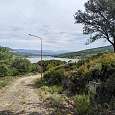 Bajamos por la urbanización Els Roures de Llimiana 