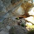 Cruzamos la cueva dels Patacons 