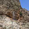 Curioso puente ascendente de cadena de 26 metros / Callosa de Segura | Cueva Ahumada 
