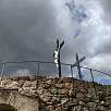 Las cruces del mirador visto desde abajo / Chacun sa Trace | Font-Romeu 
