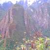 Vista al Putucusi que queda en frente de las ruinas -se puede subir por un camino equipado- / Wayna Picchu (Huayna Picchu) 