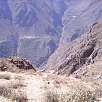 1. Vista del cañón y los pequeños pueblos como San Juan de Chucchu y Tapay / Ruta a pie El cañón del Colca 
