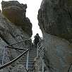 Más escaleras a Moro Rock / Ruta a pie Sequoia National Park | Bosque gigante de secuoyas  