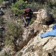 Grapa para bajar un escalón 