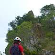 El Castellot a la vista y la zona de escalada a la izquierda 