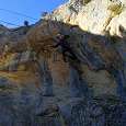 Cruzando el puente tibetano inicial -hay que decir que se mueve bastante- 