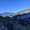 Vistas a la carretera al río <em>Segre</em> y la cantera 