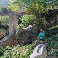 Puente tibetano de acceso a la vía ferrata 