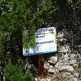 Indicador de regreso al refugio o camino hasta la cima del Despeñador 