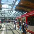 Cogiendo el tren cremallera en la estación de Täsch 